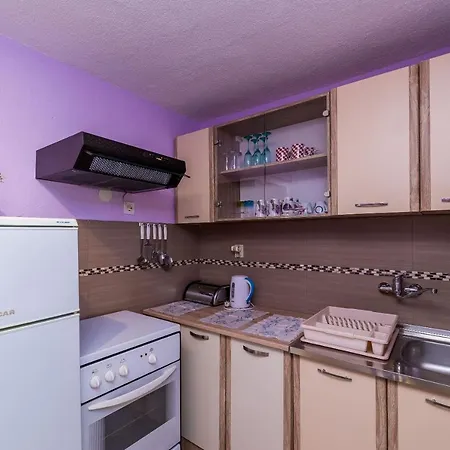 Angelina Apartment *